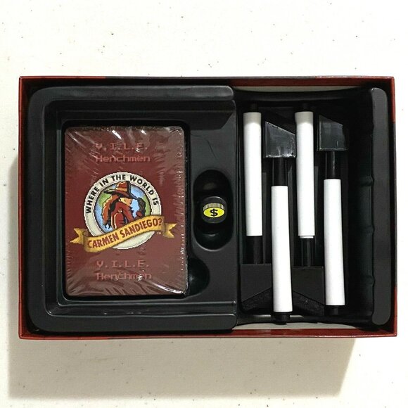 Pressman Where in the World Is Carmen Sandiego Game - Picture 10 of 11